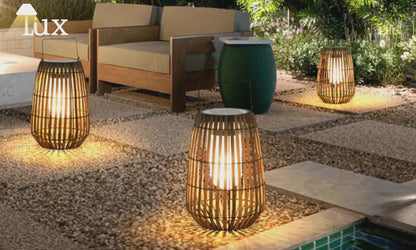 Moderne Bambus-Wegeleuchte aus Holz – Braun/Graue Solarleuchte für den Außenbereich