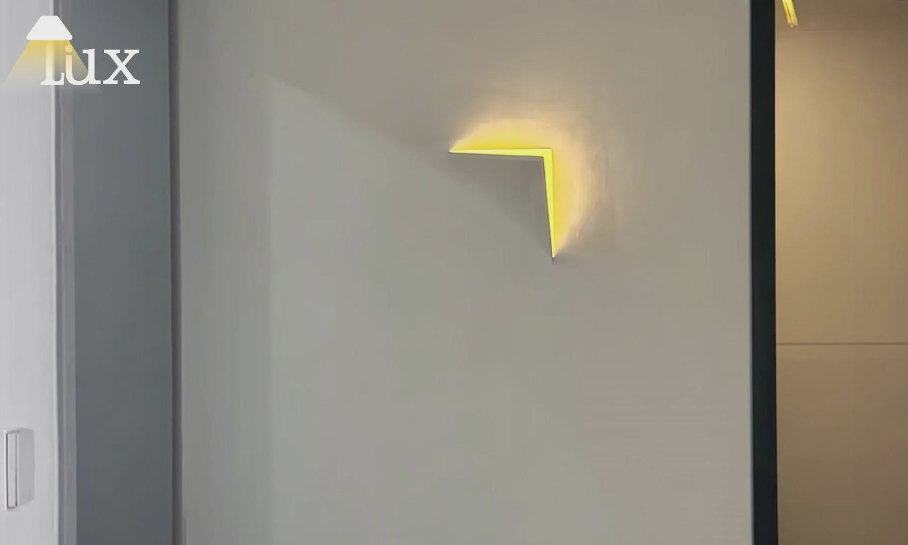 Aplique de pared empotrable Arcato Art Deco – Luz de metal blanco para sala de estar
