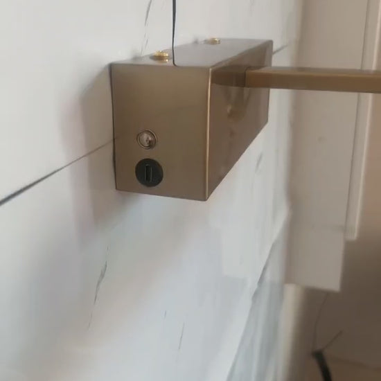 Arcato Modern Adjustable Wall Lamp